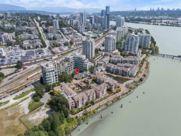 Hot Tub / Spa Photo of 114 8 Renaissance Square, New Westminster, BC