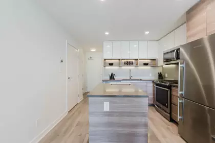 Breakfast Nook Photo of 909 8850 University Crescent, Burnaby, BC