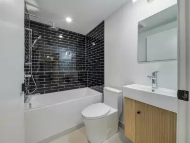 Basement Recreation Room Photo of 1 2339 Parker Street, Vancouver, BC