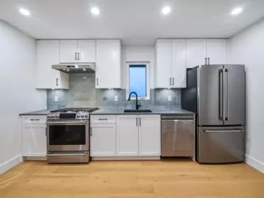 Pantry Photo of 1 2339 Parker Street, Vancouver, BC
