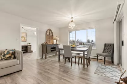 Kitchen Photo of 307 2491 Gladwin Road, Abbotsford, BC