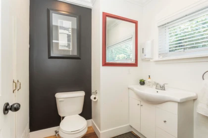 Guest Bathroom Photo of 4822 216 Street, Langley, BC