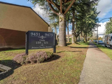 135 9463 Prince Charles Boulevard, Surrey, BC, Surrey — Townhouse for sale