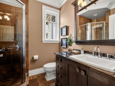 Hallway Photo of 20152 2 Avenue, Langley, BC