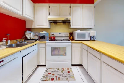 Kitchen Island Photo of 18 10391 No. 3 Road, Richmond, BC