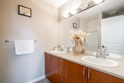 Laundry Room Photo of 159 12040 68 Avenue, Surrey, BC