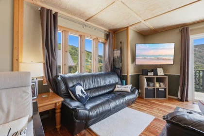 Breakfast Nook Photo of 1 20944 Snowflake Crescent, Agassiz, BC