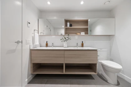 Kitchen Island Photo of TH2 988 Quayside Drive, New Westminster, BC