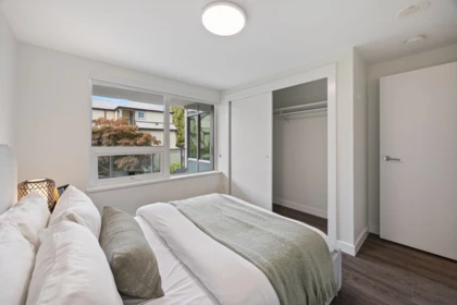 Primary Bedroom Photo of TH2 988 Quayside Drive, New Westminster, BC