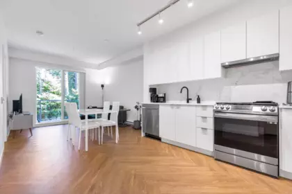 419 3229 St. Johns Street, Port Moody, BC, Port Moody — Apartment/Condo for sale