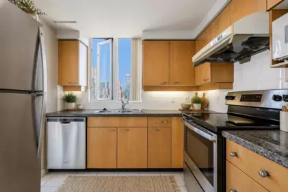 Kitchen Photo of 1901 1201 Marinaside Crescent, Vancouver, BC