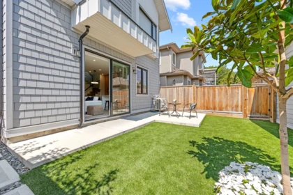 Front Yard Photo of 2 8578 Cartier Street, Vancouver, BC