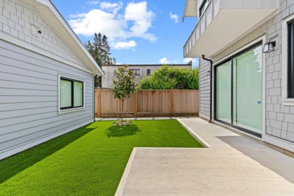 Hot Tub / Spa Photo of 2 8578 Cartier Street, Vancouver, BC
