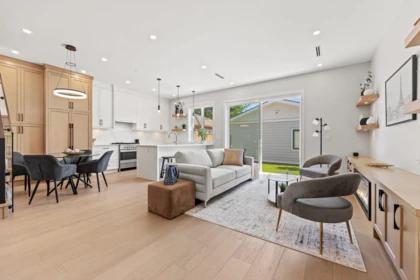 Kitchen Photo of 2 8578 Cartier Street, Vancouver, BC