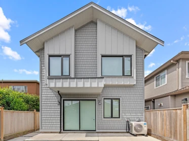 Outdoor Kitchen Photo of 2 8578 Cartier Street, Vancouver, BC