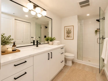 Hallway Photo of 105 3097 Lincoln Avenue, Coquitlam, BC