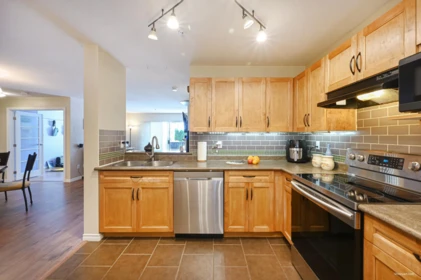 Kitchen Photo of 103 20881 56 Avenue, Langley, BC