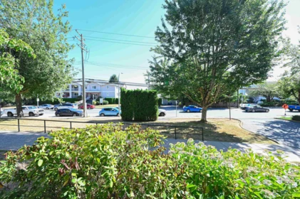 Laundry Room Photo of 103 20881 56 Avenue, Langley, BC