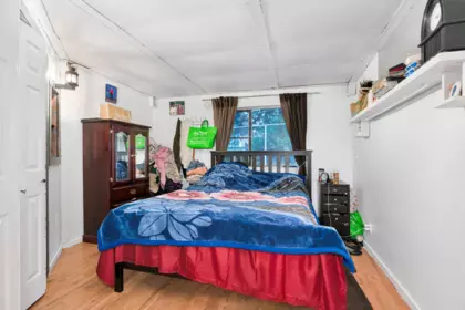 Office / Den Photo of 28 8220 King George Boulevard, Surrey, BC