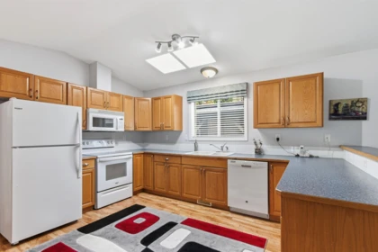 Primary Bedroom Photo of 128 11931 Ponderosa Boulevard, Pitt Meadows, BC
