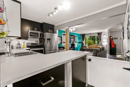 Kitchen Photo of 17 7416 Flint Street, Pemberton, BC