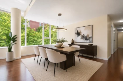Breakfast Nook Photo of 200 9 Smithe Mews, Vancouver, BC