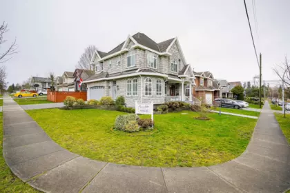 7811 148 Avenue, Surrey, BC, Surrey — Single Family Residence for sale