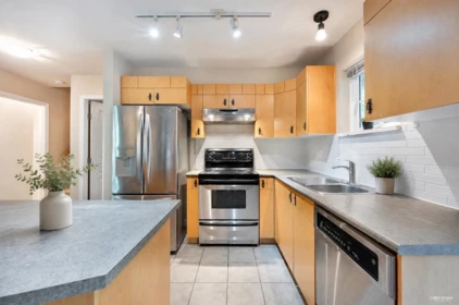 Kitchen Photo of 17 7488 Southwynde Avenue, Burnaby, BC