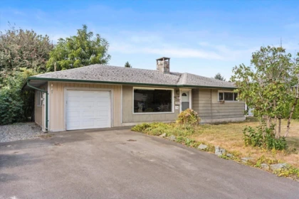 9647 Windsor Street, Chilliwack, BC, Chilliwack — Single Family Residence for sale