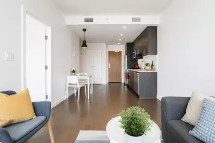 Kitchen Island Photo of 906 38 W 1st Avenue, Vancouver, BC