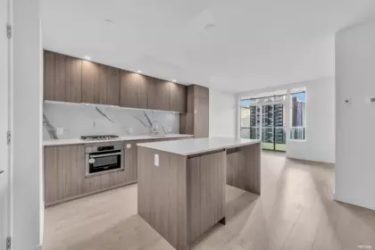 1803 6463 Silver Avenue, Burnaby, BC, Burnaby — Apartment/Condo for sale