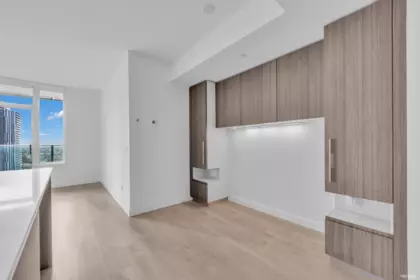 1803 6463 Silver Avenue, Burnaby, BC, Burnaby — Apartment/Condo for sale