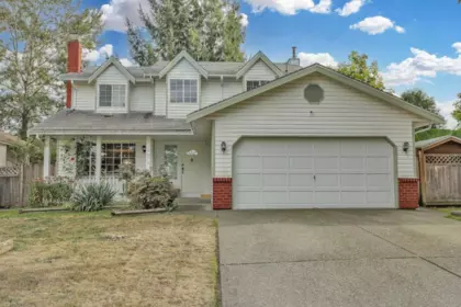 15870 95 Avenue, Surrey, BC, Surrey — Single Family Residence for sale
