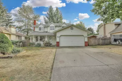 15870 95 Avenue, Surrey, BC, Surrey — Single Family Residence for sale