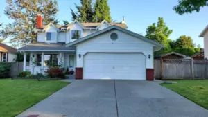 15870 95 Avenue, Surrey, BC