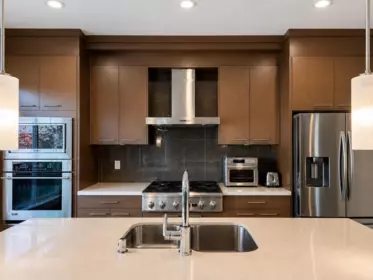 Dining Area Photo of 10 15977 26 Avenue, Surrey, BC