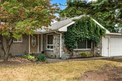 45695 Laura Crescent, Chilliwack, BC, Chilliwack — Single Family Residence for sale