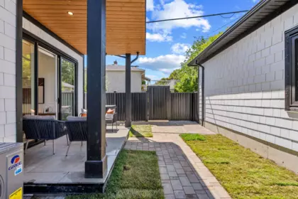 Outdoor Deck Photo of 2 4845 Commercial Street, Vancouver, BC
