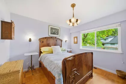Powder Room Photo of 1611 Lynn Valley Road, North Vancouver, BC