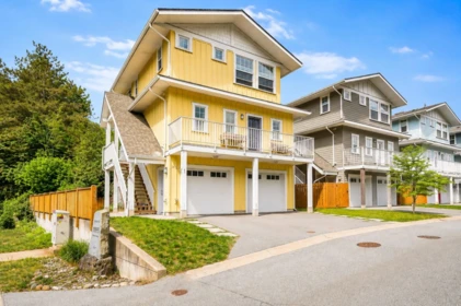 1 39885 Government Road, Squamish, BC, Squamish — Single Family Residence for sale