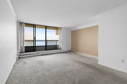 1402 1995 Beach Avenue, Vancouver, BC, Vancouver — Apartment/Condo for sale