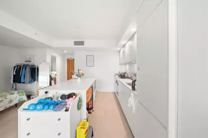 Walk-In Closet Photo of 903 6537 Telford Avenue, Burnaby, BC