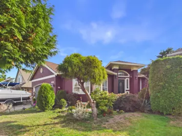 Family Room Photo of 1658 Golf Club Drive, Delta, BC