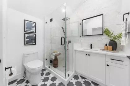 Mudroom Photo of 2528 Mcgill Street, Vancouver, BC