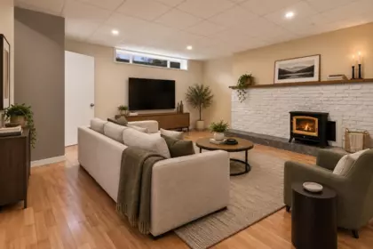Garage Interior Photo of 1309 Una Way, Port Coquitlam, BC