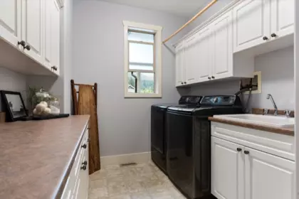 Mudroom Photo of 52623 Woodgrove Place, Rosedale, BC