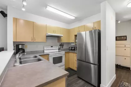 Mudroom Photo of 319 147 E 1st Street, North Vancouver, BC