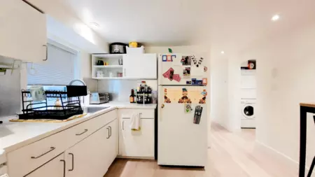Hot Tub / Spa Photo of 2436 Turner Street, Vancouver, BC