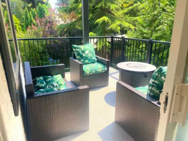 Breakfast Nook Photo of 12044 Mcintyre Court, Maple Ridge, BC