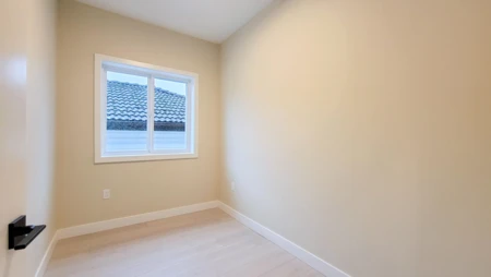 Guest Bathroom Photo of 3433 E 23rd Avenue, Vancouver, BC
